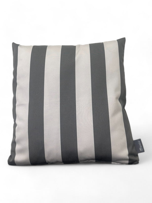 Sunbrella sierkussen 45x45 Solids Yacht stripe charcoal  grey